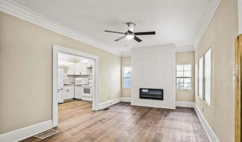 4 bedroom, 2 bathroom single family residence for rent at 684 S Elizabeth Place, Atlanta, GA 30318 for $2,199 a month — photo 4