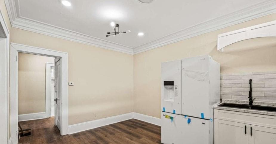 4 bedroom, 2 bathroom single family residence for rent at 684 S Elizabeth Place, Atlanta, GA 30318 for $2,199 a month — photo 7