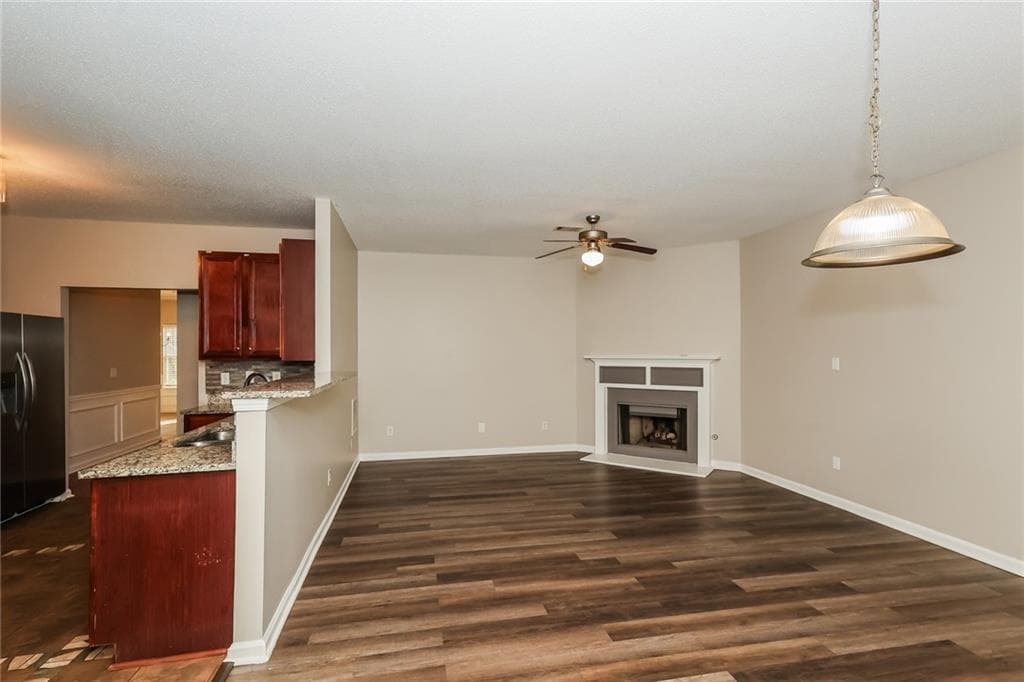 5 bedroom, 3 bathroom, 3,584 sq ft single family residence for sale at 2722 Elkmont Ridge, Atlanta, GA 30331 — photo 4