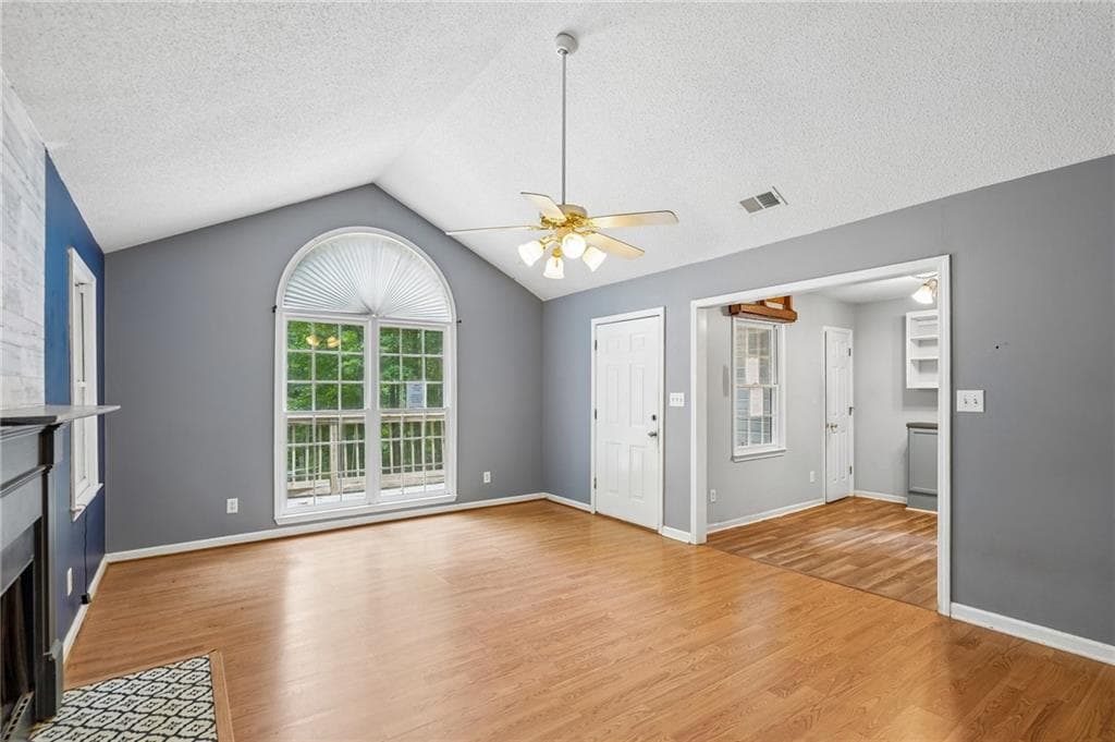 3 bedroom, 2 bathroom, 1,640 sq ft single family residence for sale at 217 Rainey Brooke Drive, Winder, GA 30680 — photo 9