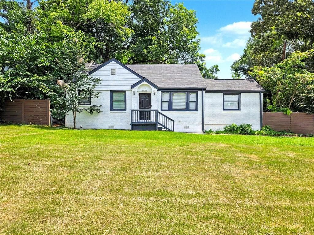 3 bedroom, 2 bathroom, 1,274 sq ft single family residence for sale at 1530 Columbia Drive, Decatur, GA 30032