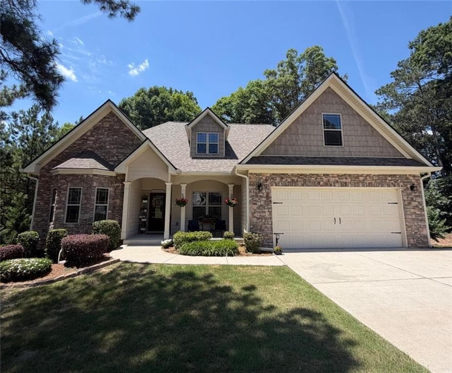 4 bedroom, 4 bathroom, 3,859 sq ft single family residence under contract at 1020 Honey Lane, Loganville, GA 30052
