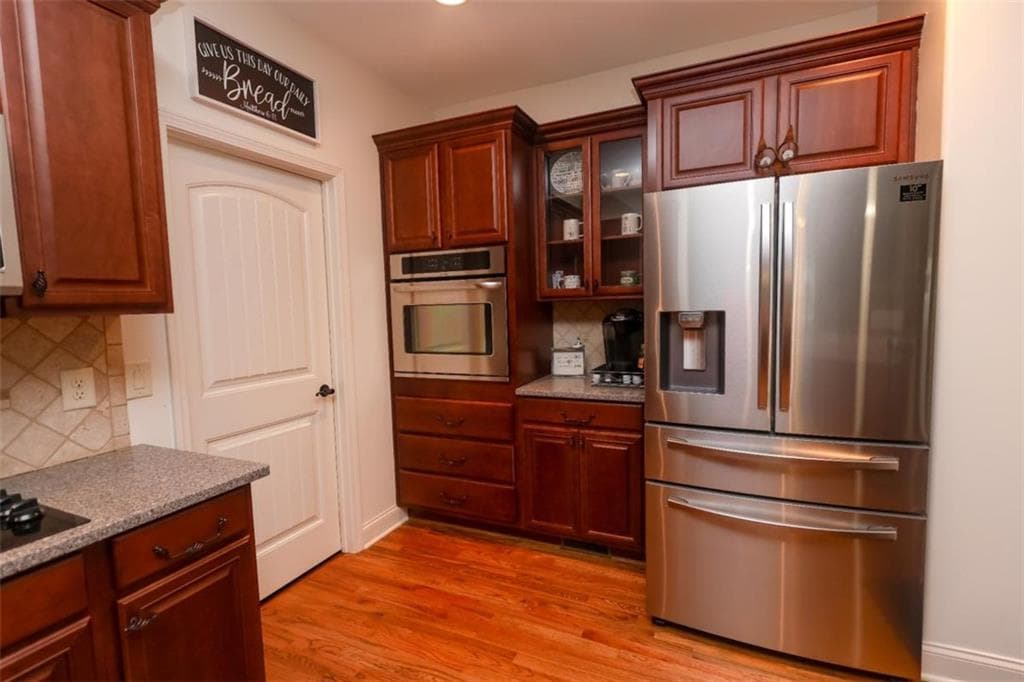 4 bedroom, 4 bathroom, 3,859 sq ft single family residence under contract at 1020 Honey Lane, Loganville, GA 30052 — photo 7