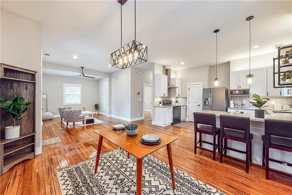 3 bedroom, 2 bathroom, 1,638 sq ft single family residence for rent at 1130 Larosa Terrace, Atlanta, GA 30310 for $2,500 a month — photo 8