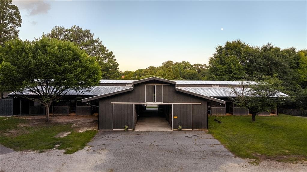 1 bedroom, 1 bathroom single family residence for sale at 4680 Polo Lane, Atlanta, GA 30339 — photo 5