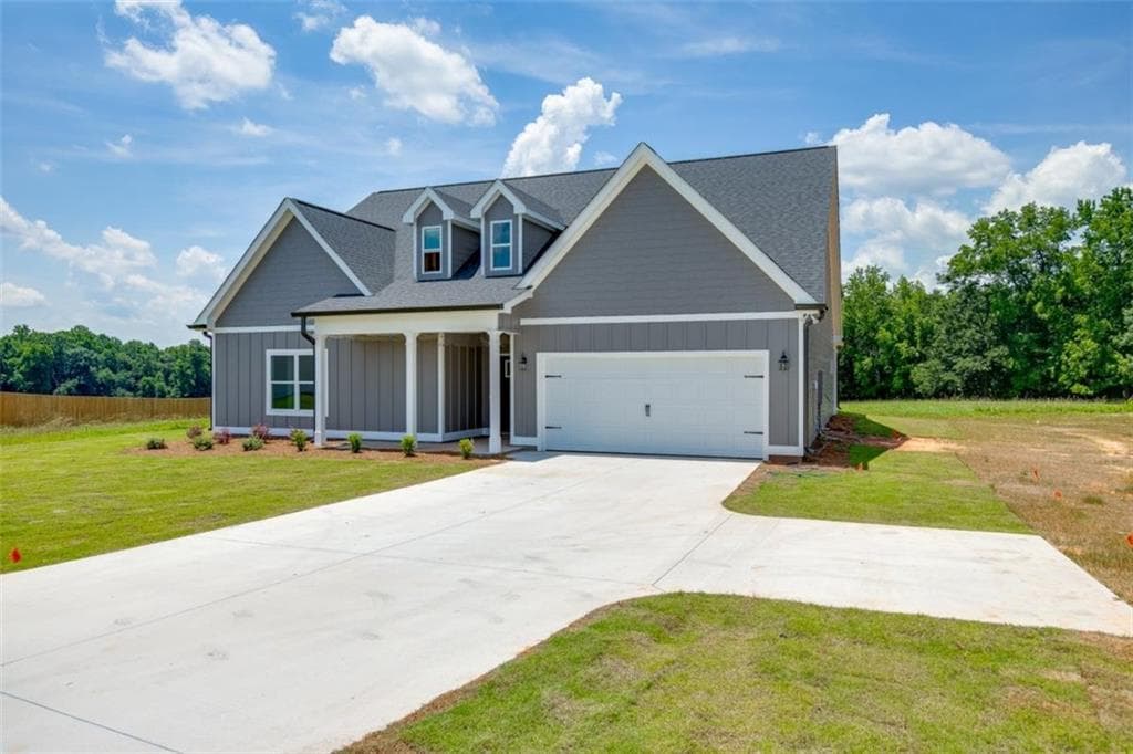 4 bedroom, 3 bathroom, 2,469 sq ft single family residence under contract at 155 Creek Stone Drive, Hartwell, GA 30643 — photo 2