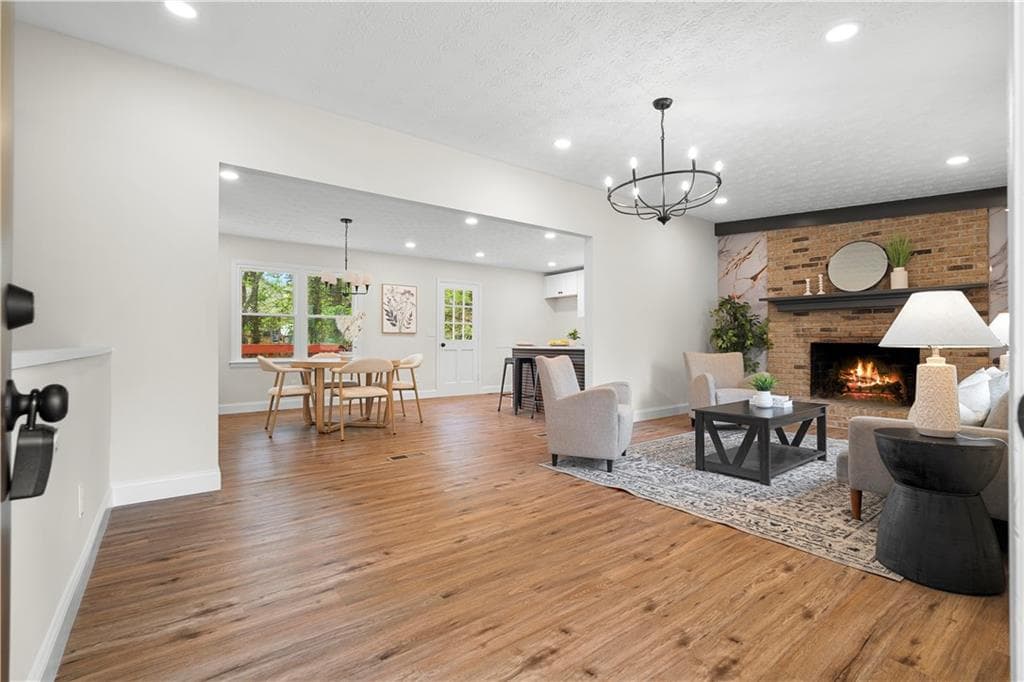 4 bedroom, 3 bathroom, 1,984 sq ft single family residence for sale at 1597 Sprayberry Drive, Marietta, GA 30066 — photo 3