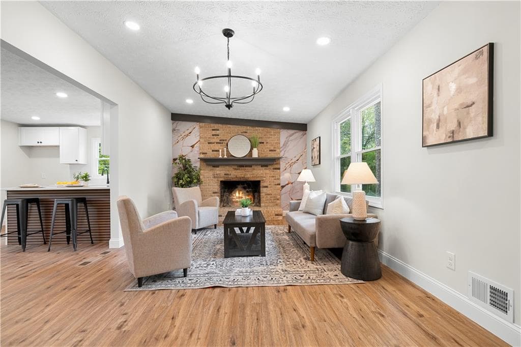 4 bedroom, 3 bathroom, 1,984 sq ft single family residence for sale at 1597 Sprayberry Drive, Marietta, GA 30066 — photo 5