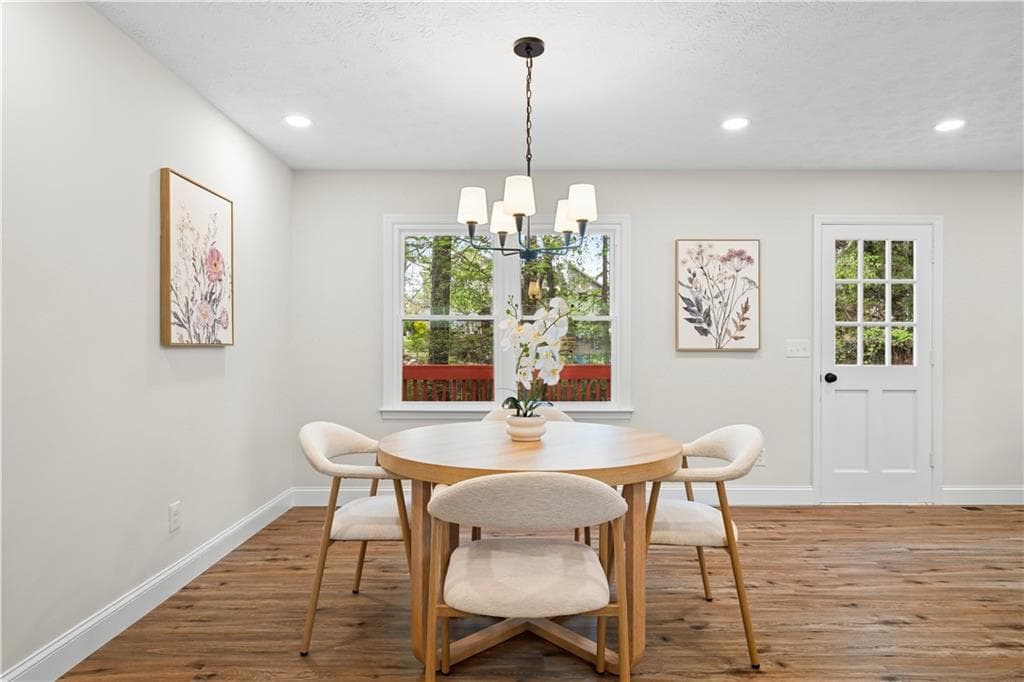 4 bedroom, 3 bathroom, 1,984 sq ft single family residence for sale at 1597 Sprayberry Drive, Marietta, GA 30066 — photo 9