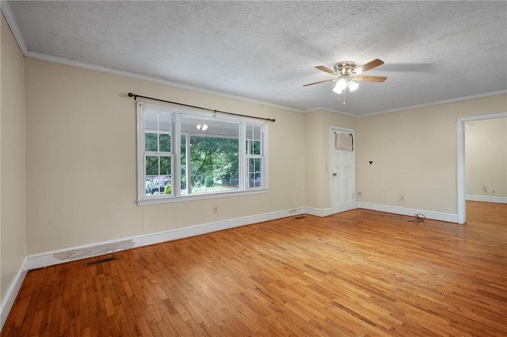 2 bedroom, 1 bathroom, 1,110 sq ft single family residence for sale at 2480 Highway 411, Fairmount, GA 30139 — photo 5