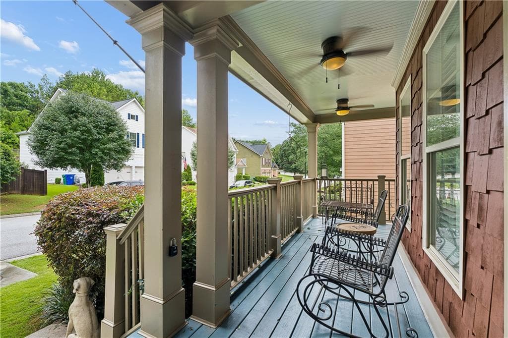 4 bedroom, 3 bathroom, 2,908 sq ft single family residence under contract at 3085 Silver Hill Terrace, Atlanta, GA 30316 — photo 2