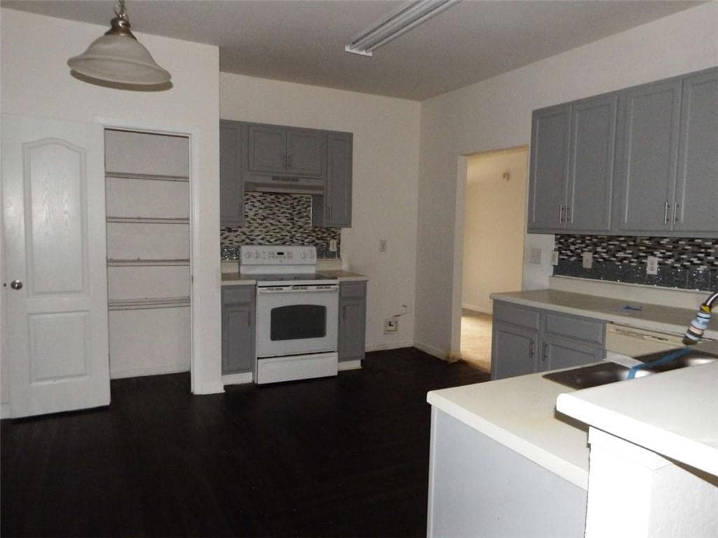 3 bedroom, 3 bathroom, 2,816 sq ft townhouse under contract at 1540 Rogers Preserve Road, Lithonia, GA 30058 — photo 4