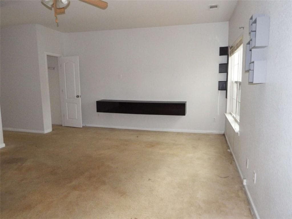 3 bedroom, 3 bathroom, 2,816 sq ft townhouse under contract at 1540 Rogers Preserve Road, Lithonia, GA 30058 — photo 7
