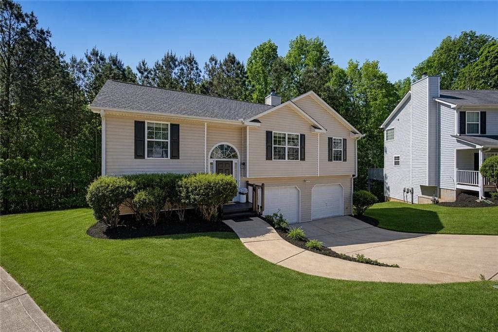 4 bedroom, 3 bathroom, 2,073 sq ft single family residence for sale at 190 Whetstone Way, Villa Rica, GA 30180 — photo 1 of 47