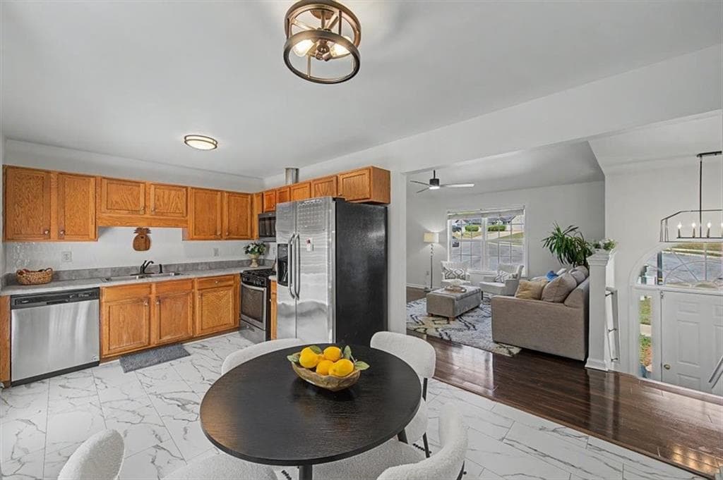 4 bedroom, 3 bathroom, 2,073 sq ft single family residence for sale at 190 Whetstone Way, Villa Rica, GA 30180 — photo 4
