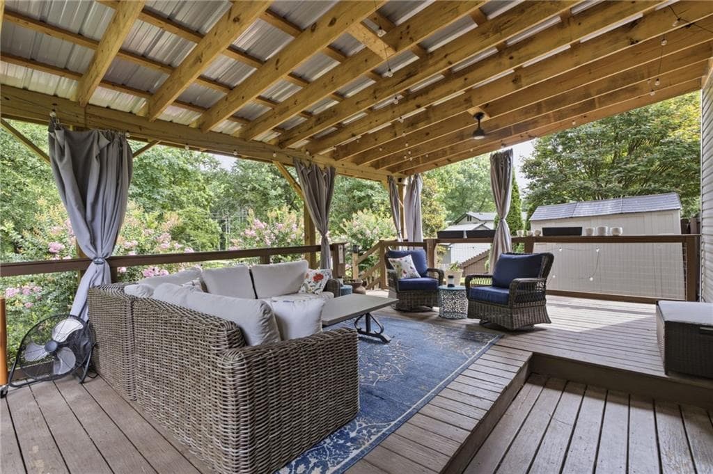 3 bedroom, 3 bathroom, 1,932 sq ft single family residence under contract at 5068 Mc Ever View Drive, Sugar Hill, GA 30518 — photo 5