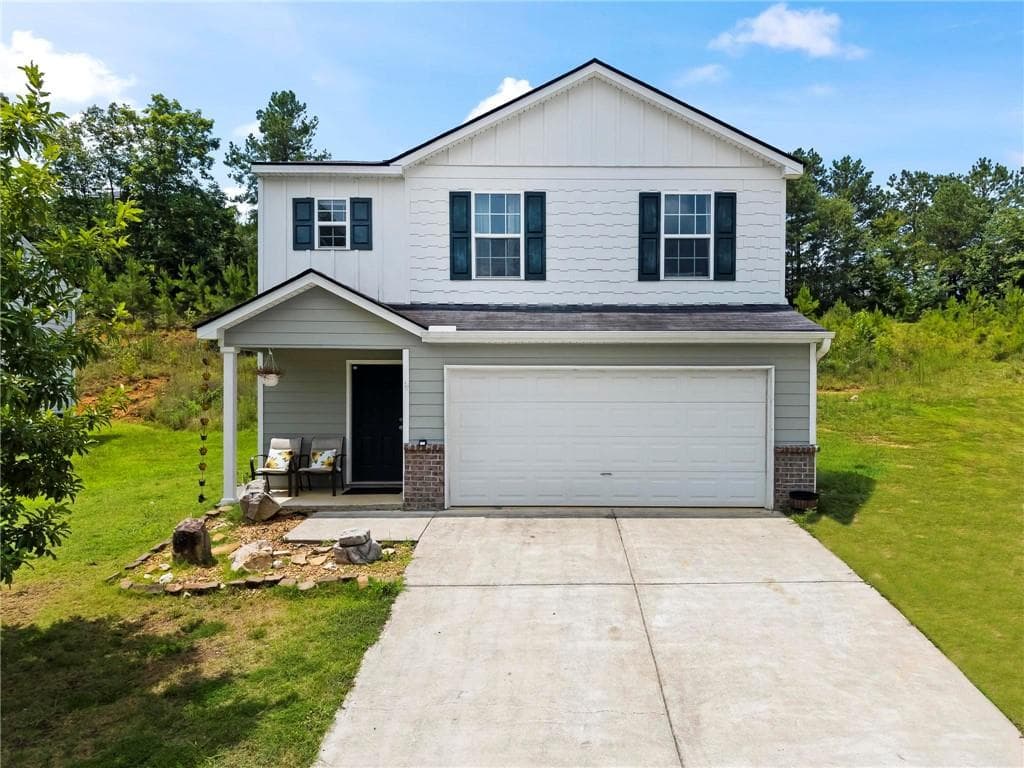 3 bedroom, 3 bathroom, 1,436 sq ft single family residence for sale at 10 Windsor Court, Kingston, GA 30145