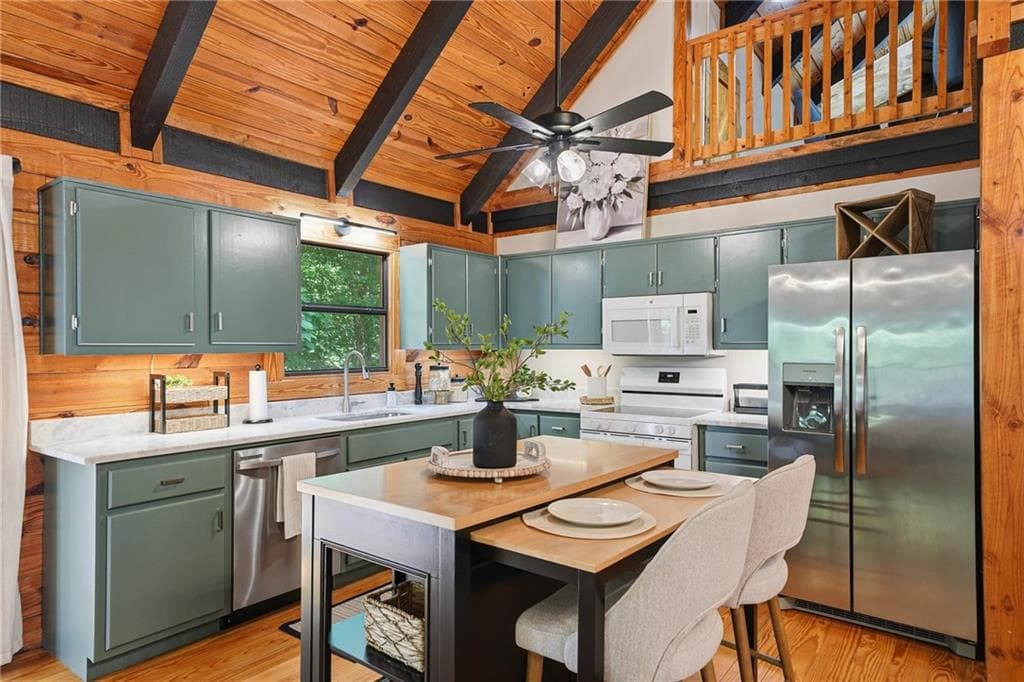 3 bedroom, 3 bathroom, 3,081 sq ft single family residence for sale at 28 Morningside Court, Ellijay, GA 30540 — photo 10
