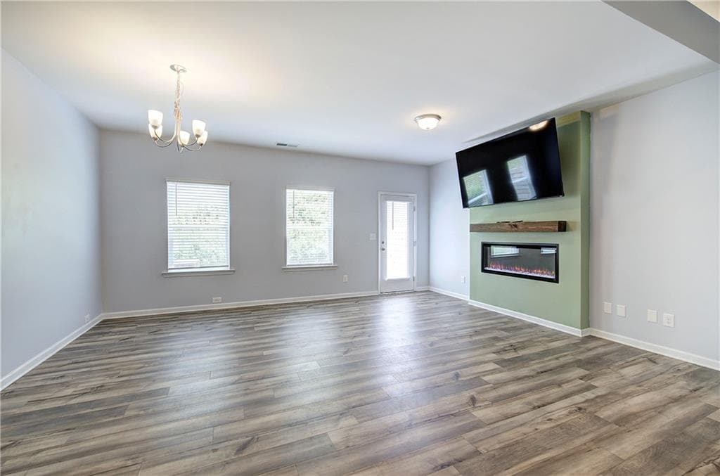 3 bedroom, 3 bathroom, 1,628 sq ft townhouse under contract at 261 Dupont Drive, Cartersville, GA 30121 — photo 7