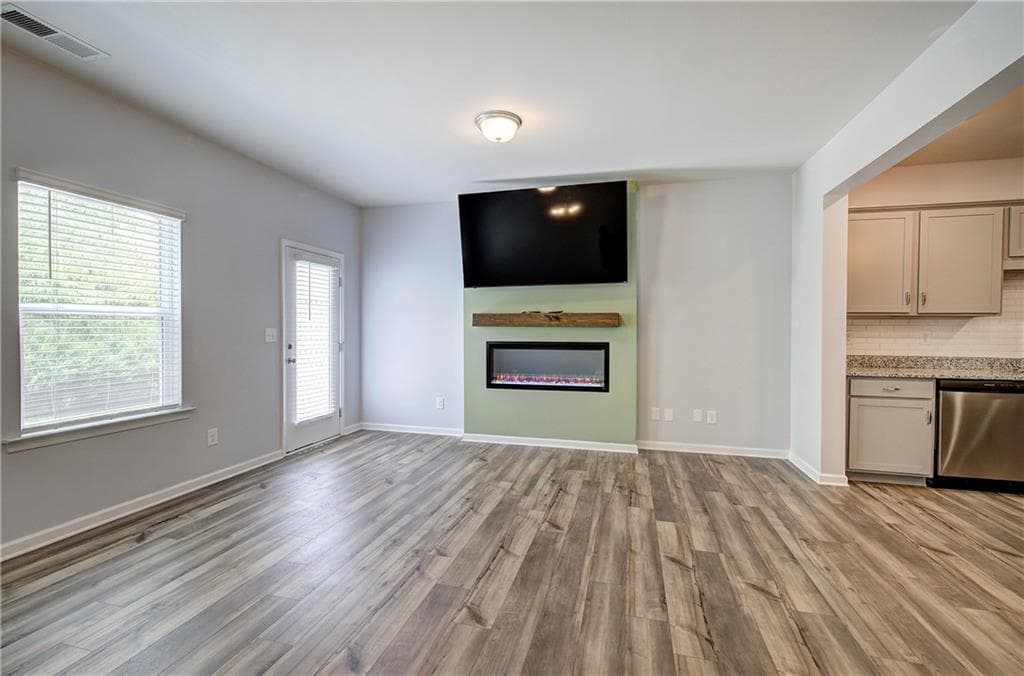 3 bedroom, 3 bathroom, 1,628 sq ft townhouse under contract at 261 Dupont Drive, Cartersville, GA 30121 — photo 8