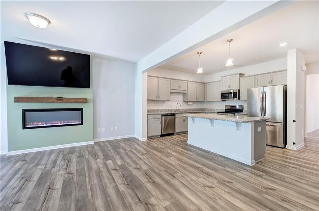 3 bedroom, 3 bathroom, 1,628 sq ft townhouse under contract at 261 Dupont Drive, Cartersville, GA 30121 — photo 9