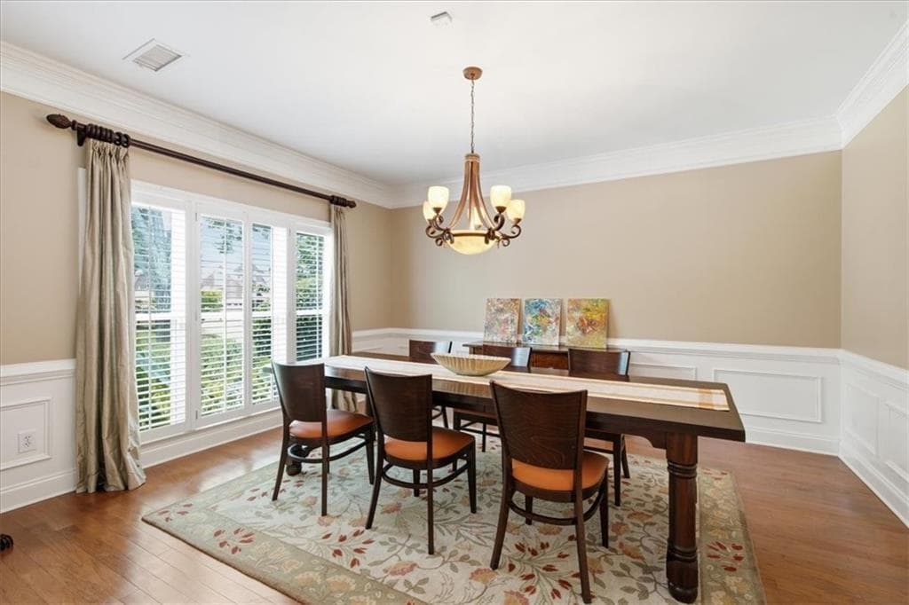 3 bedroom, 3 bathroom, 2,729 sq ft single family residence for sale at 720 Noble Oak Drive, Marietta, GA 30068 — photo 4