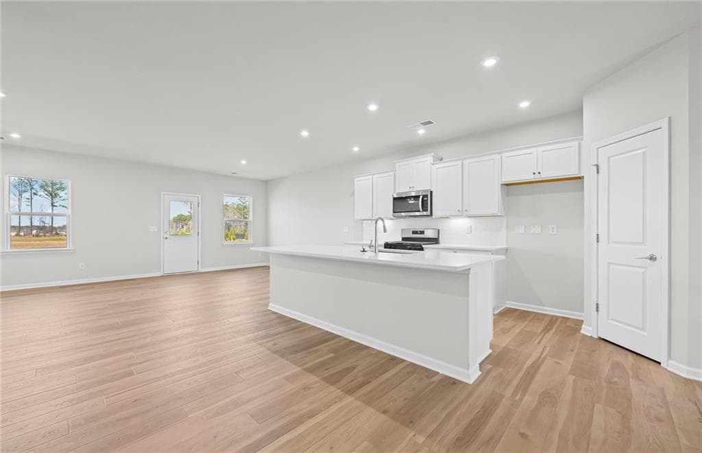 5 bedroom, 3 bathroom, 2,956 sq ft single family residence for sale at 600 Vidalia Park Way, Mcdonough, GA 30252 — photo 9