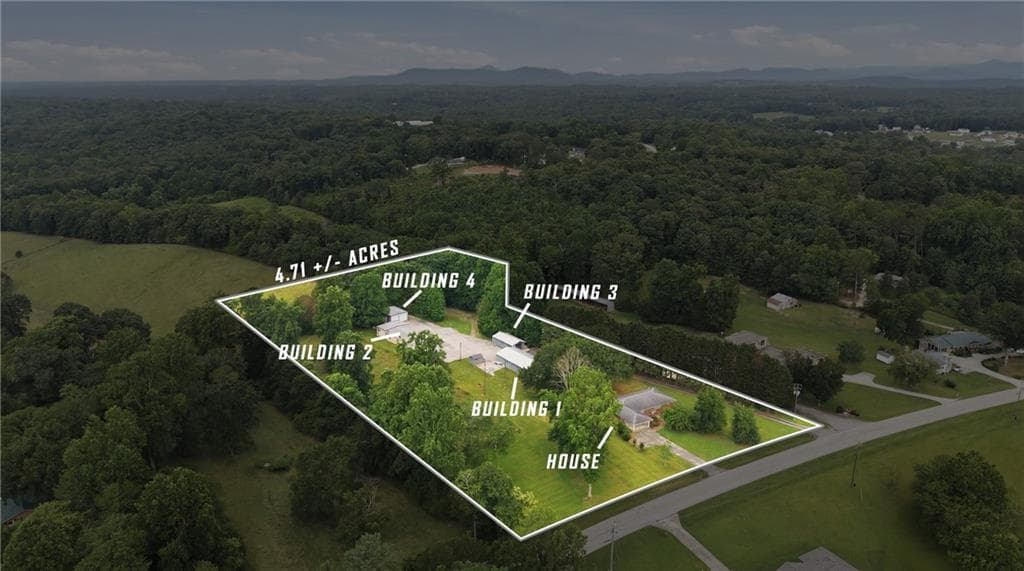 3 bedroom, 2 bathroom, 1,980 sq ft single family residence for sale at 3107 Alto Mud Creek Road, Alto, GA 30510