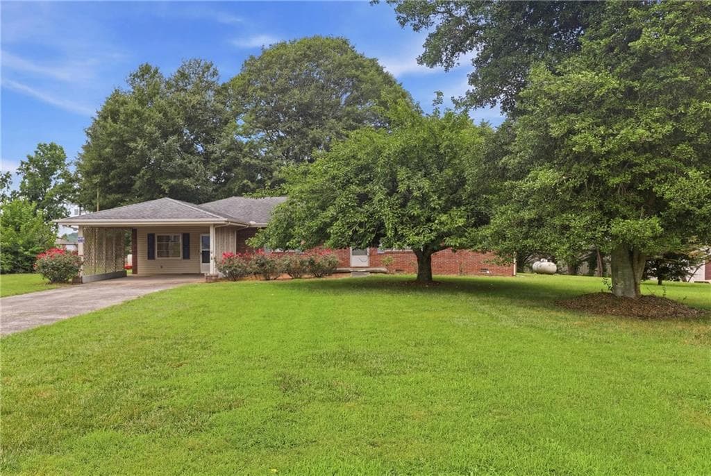 3 bedroom, 2 bathroom, 1,980 sq ft single family residence for sale at 3107 Alto Mud Creek Road, Alto, GA 30510 — photo 8