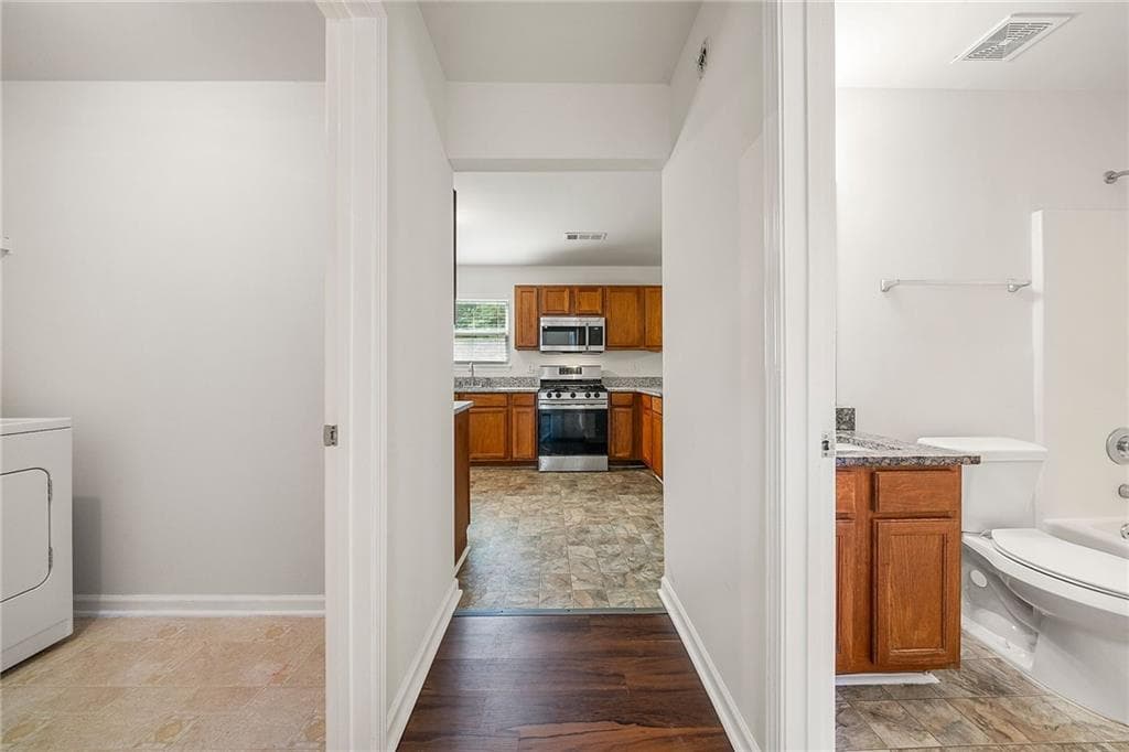5 bedroom, 3 bathroom, 4,405 sq ft single family residence for sale at 3161 BERTHAS OVERLOOK, Douglasville, GA 30135 — photo 10