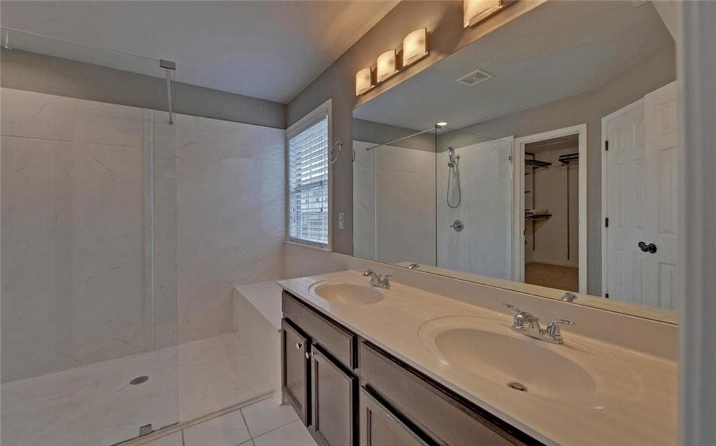 4 bedroom, 4 bathroom, 2,679 sq ft townhouse for sale at 3513 Chattahoochee Summit Lane 25, Atlanta, GA 30339 — photo 8