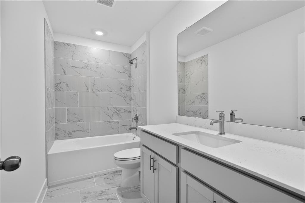 4 bedroom, 4 bathroom, 2,522 sq ft single family residence for sale at 128 Armory Creek Drive, Jackson, GA 30233 — photo 9