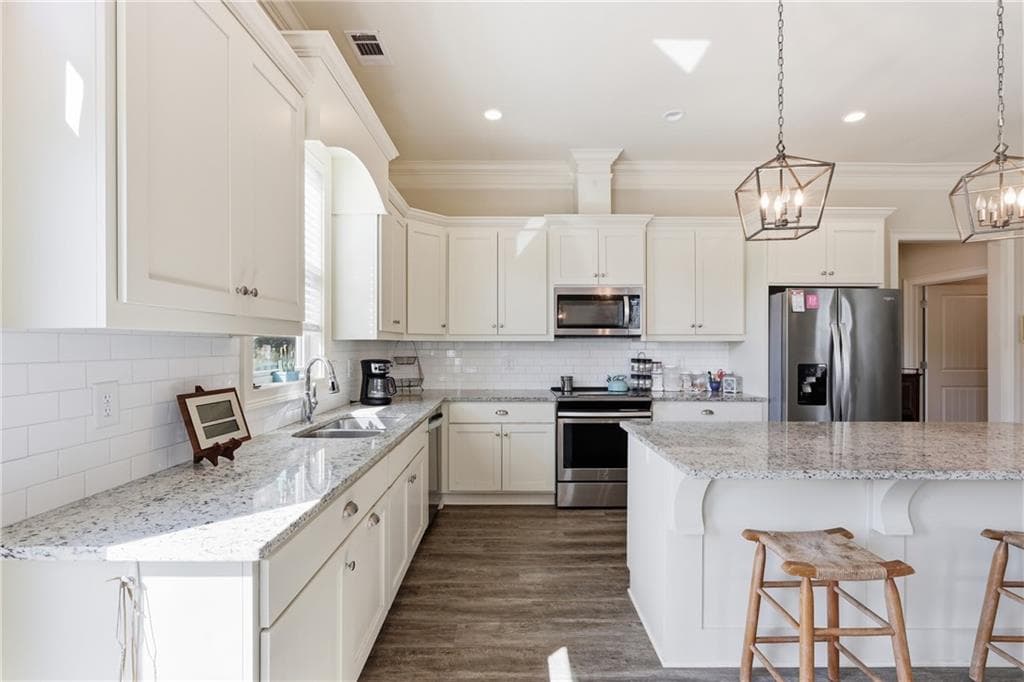 4 bedroom, 3 bathroom, 2,814 sq ft single family residence for sale at 241 Legacy Drive, Demorest, GA 30535 — photo 9