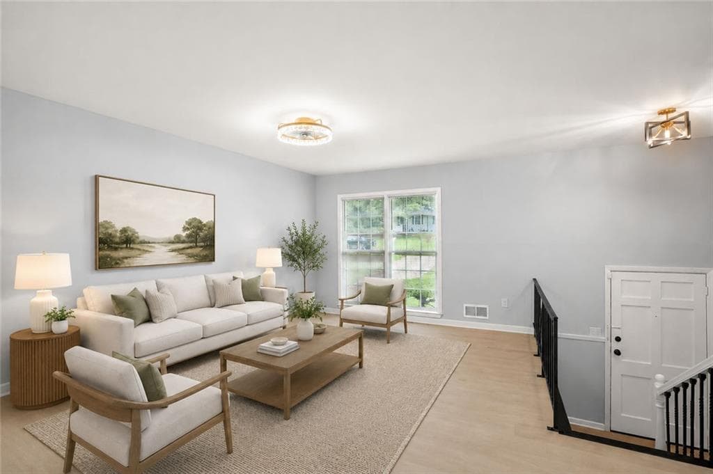 6 bedroom, 3 bathroom, 1,937 sq ft single family residence for sale at 2153 Greenhill Drive, Marietta, GA 30008 — photo 8