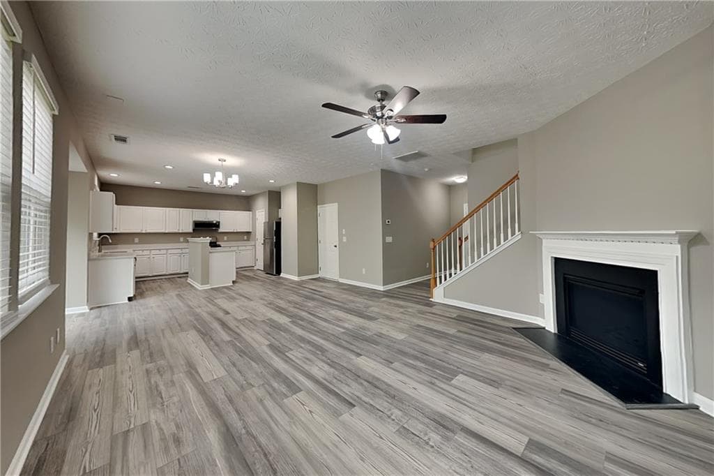 3 bedroom, 3 bathroom, 1,915 sq ft single family residence for rent at 1517 Briarfield Way, Marietta, GA 30066 for $2,425 a month — photo 3