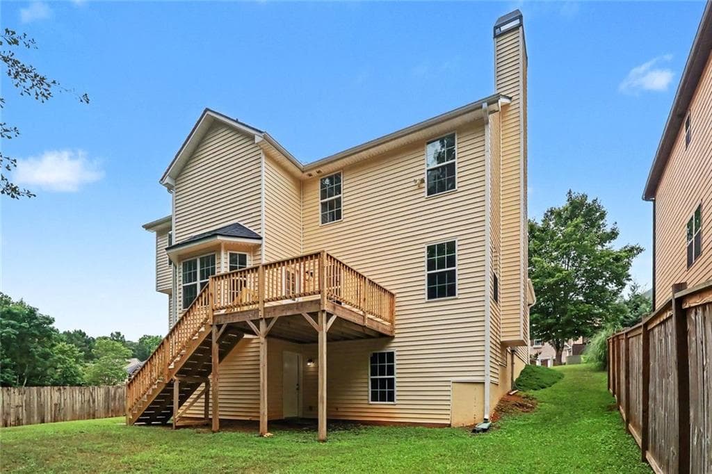 4 bedroom, 3 bathroom, 2,938 sq ft single family residence for sale at 3747 Valley Bluff Lane, Snellville, GA 30039 — photo 5