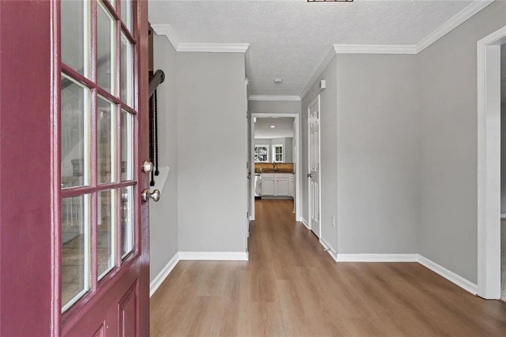 4 bedroom, 3 bathroom, 2,938 sq ft single family residence for sale at 3747 Valley Bluff Lane, Snellville, GA 30039 — photo 10