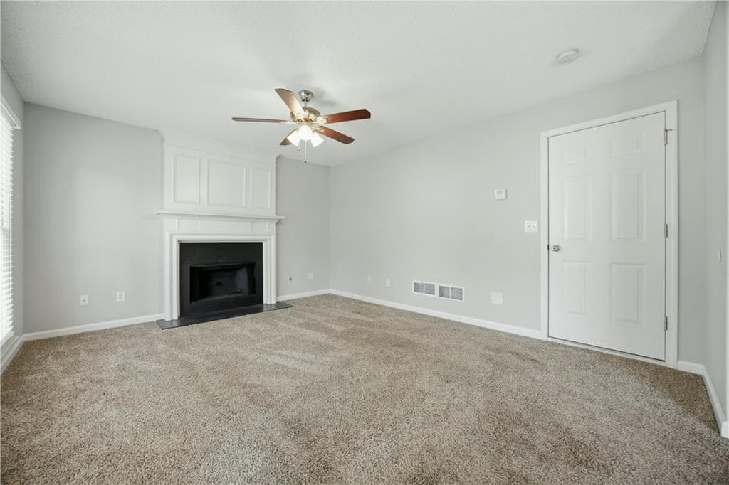 4 bedroom, 3 bathroom, 1,996 sq ft single family residence for sale at 515 Lathkil Court, Alpharetta, GA 30022 — photo 4