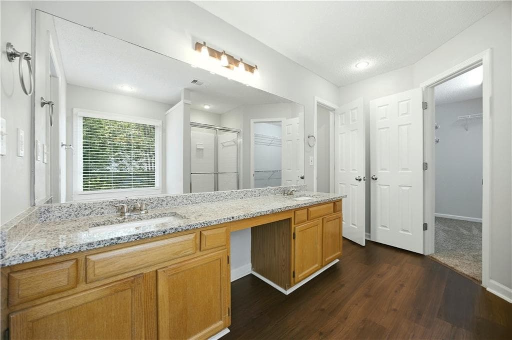 4 bedroom, 3 bathroom, 1,996 sq ft single family residence for sale at 515 Lathkil Court, Alpharetta, GA 30022 — photo 9