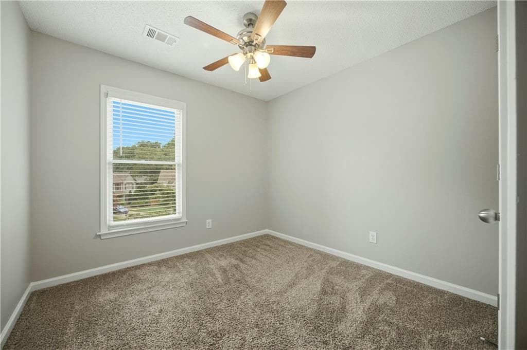 4 bedroom, 3 bathroom, 1,996 sq ft single family residence for sale at 515 Lathkil Court, Alpharetta, GA 30022 — photo 10