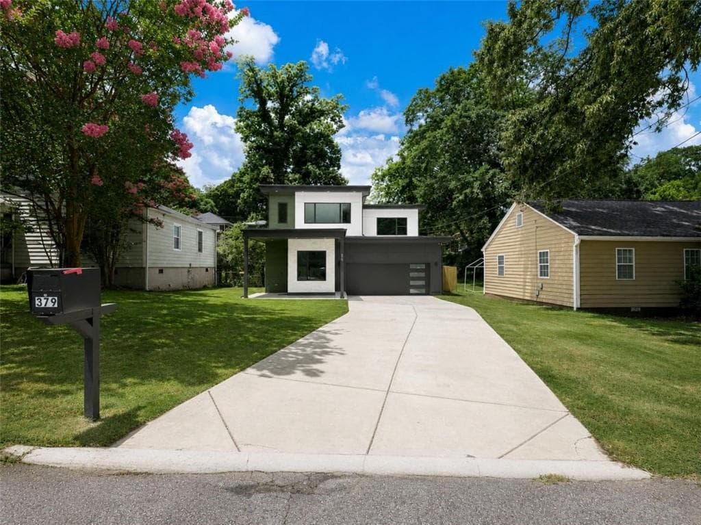 3 bedroom, 3 bathroom, 2,191 sq ft single family residence for rent at 379 Enota Place, Atlanta, GA 30310 for $3,500 a month — photo 2