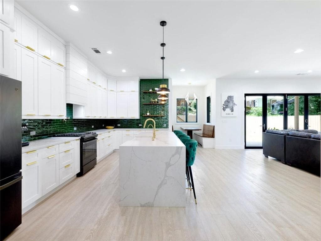 3 bedroom, 3 bathroom, 2,191 sq ft single family residence for rent at 379 Enota Place, Atlanta, GA 30310 for $3,500 a month — photo 7