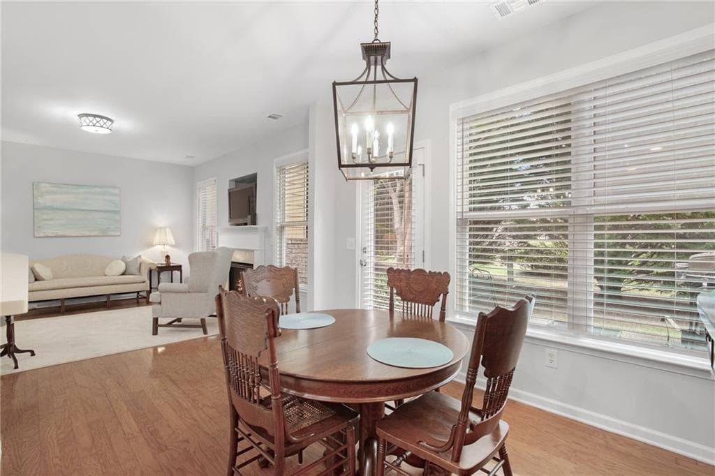 4 bedroom, 3 bathroom, 2,390 sq ft townhouse for sale at 13886 Portside Cove, Alpharetta, GA 30004 — photo 9