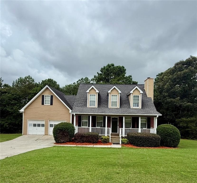 3 bedroom, 3 bathroom, 1,628 sq ft single family residence under contract at 1290 Waterwood Drive, Loganville, GA 30052