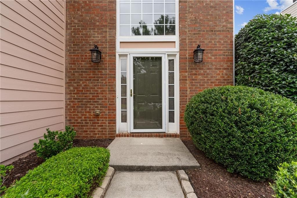 3 bedroom, 3 bathroom, 2,335 sq ft single family residence for rent at 3868 Brushy Ridge Way, Suwanee, GA 30024 for $2,550 a month — photo 3