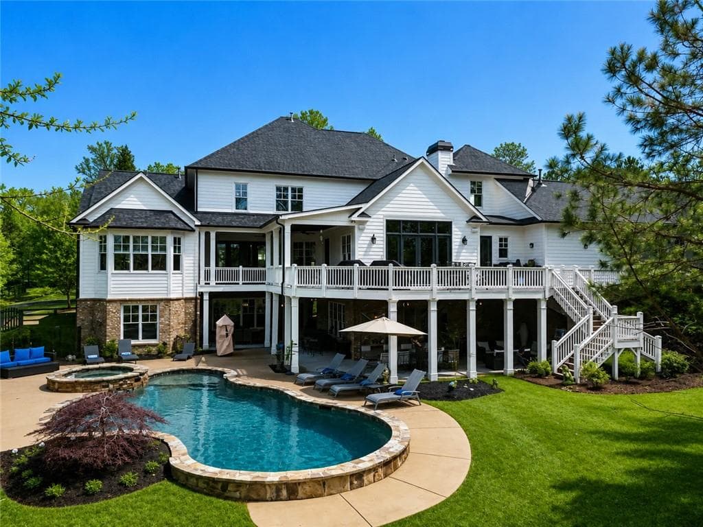 7 bedroom, 7 bathroom, 9,467 sq ft single family residence under contract at 55 Providence Plantation Drive, Milton, GA 30004 — photo 3