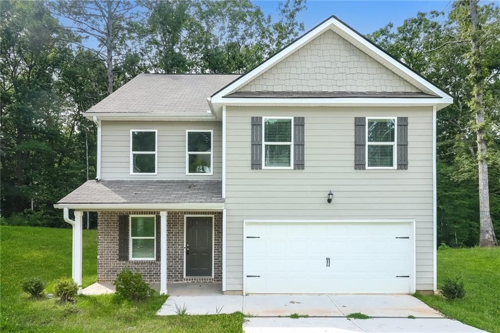 4 bedroom, 3 bathroom, 1,902 sq ft single family residence for sale at 309 Muskogee Drive, Dallas, GA 30132