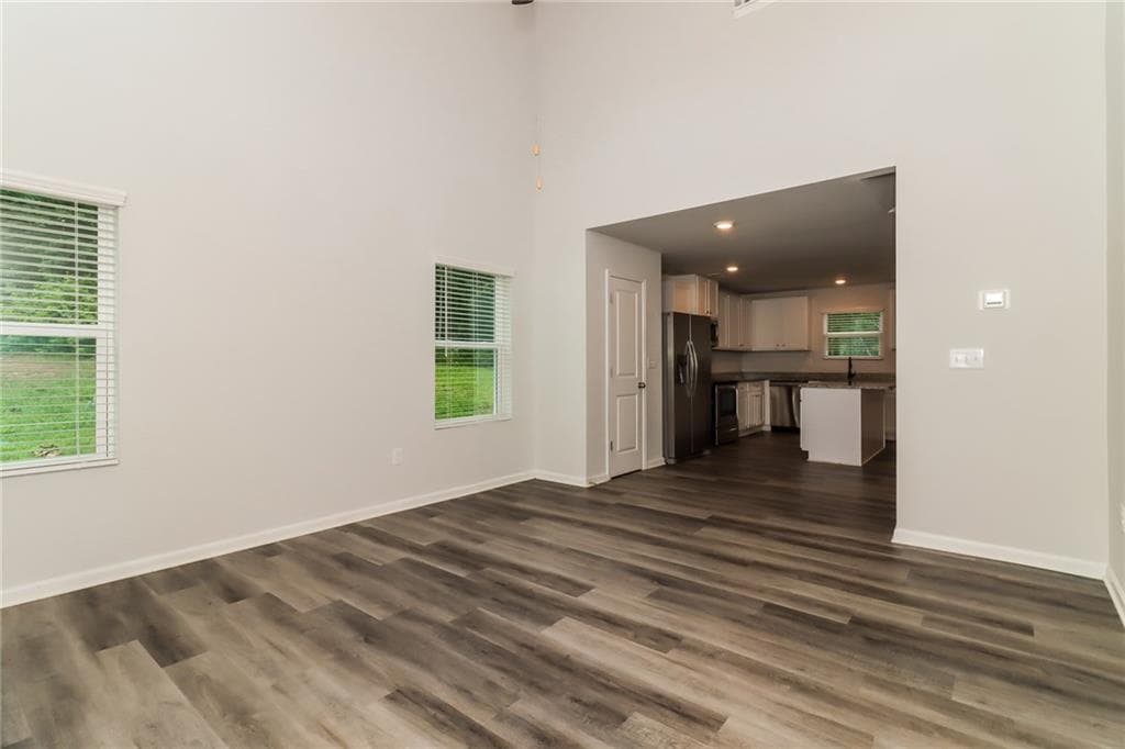 4 bedroom, 3 bathroom, 1,902 sq ft single family residence for sale at 309 Muskogee Drive, Dallas, GA 30132 — photo 7
