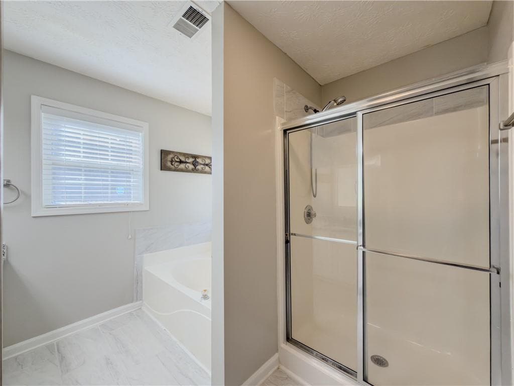 3 bedroom, 2 bathroom, 1,893 sq ft single family residence for rent at 593 Red Tip Lane, Loganville, GA 30052 for $2,500 a month — photo 5