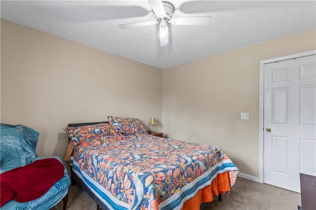 other under contract at 315 E Central Avenue, Griffin, GA 30223 — photo 5